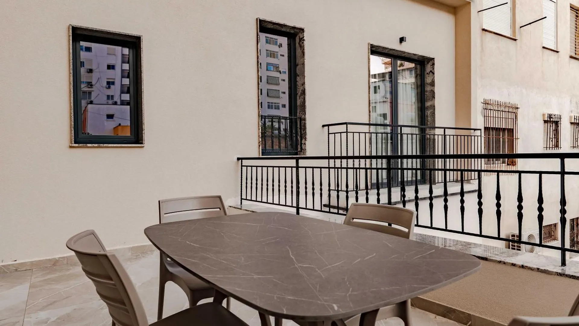 Ermes Luxury Hotel Durrës 알바니아